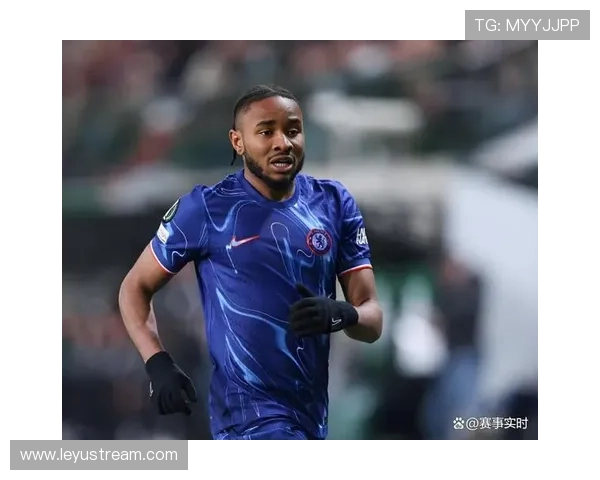 从青训到绝杀：恩昆库点射救主，米兰逆境中展现韧性